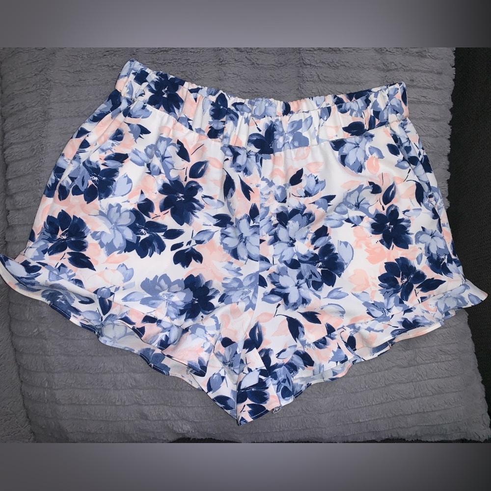 Flower print shorts